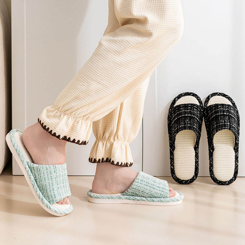 Linen Slippers 2